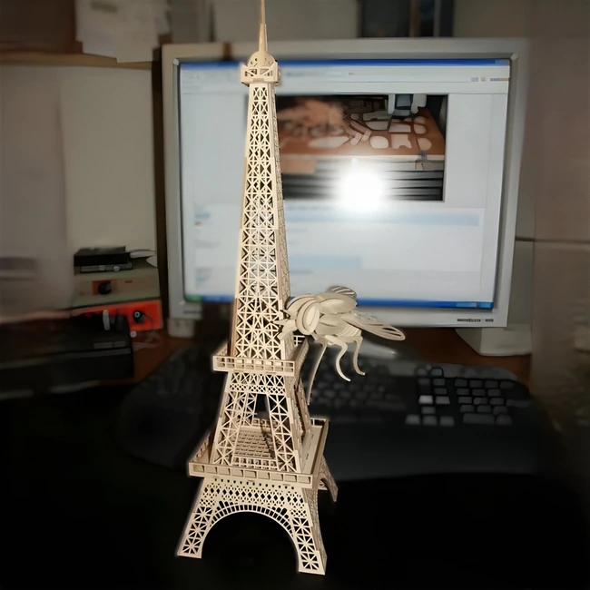 Eiffel tower paris - Free download vector file Laser cut and CNC Cut Wood