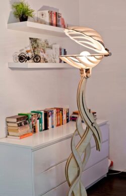 Wooden Seashell Adjustable Floor Lamp