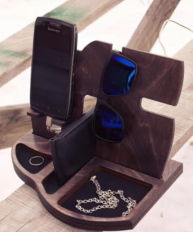 Laser Cut Phone Charging Station with Desk Organize